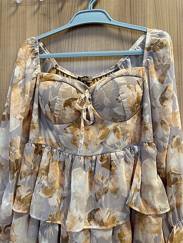 Kısa elbise - Görsel 2