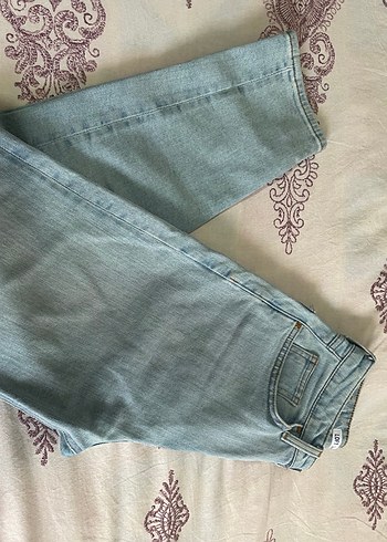 Loft Acik Mavi Mom Jean