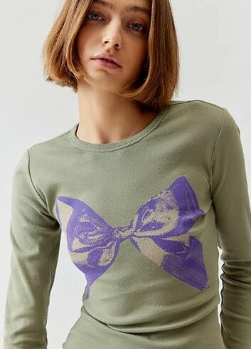 UO KADIN T-SHİRT