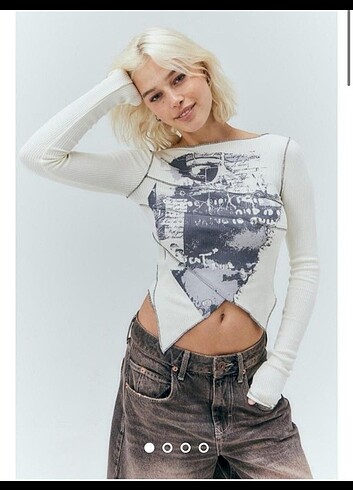 UO KADIN T-SHİRT 