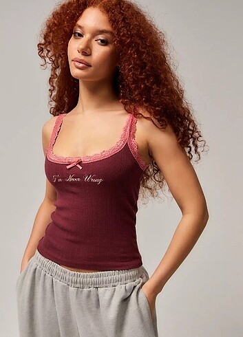 UO KADIN T-SHİRT 