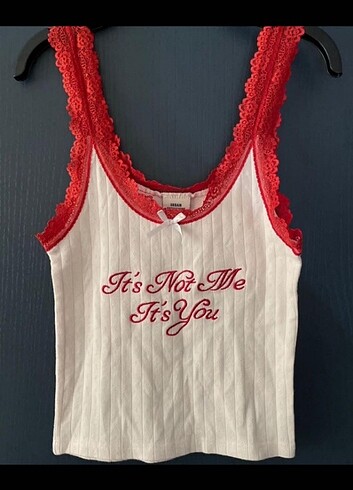 UO KADIN T-SHİRT 