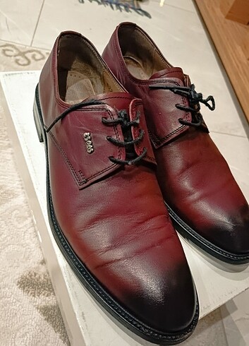 Damat ayakkabısı 