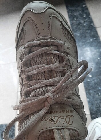 38 Beden beyaz Renk Skechers D'lites Spor Ayakkabı