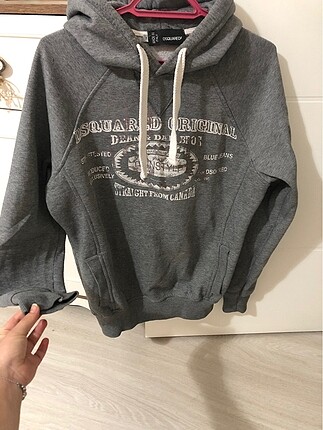 Kapüşonlu sweatshirt