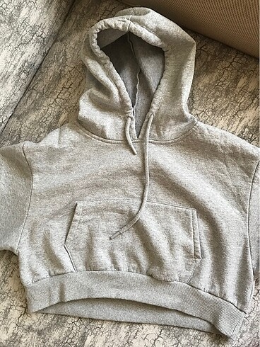 Crop sweatshirt kapşonlu