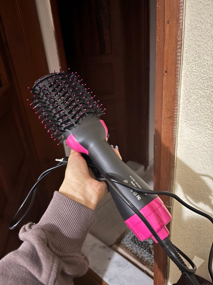 Pembe Renkli Saç Şekillendirici Fırça - Görsel 2