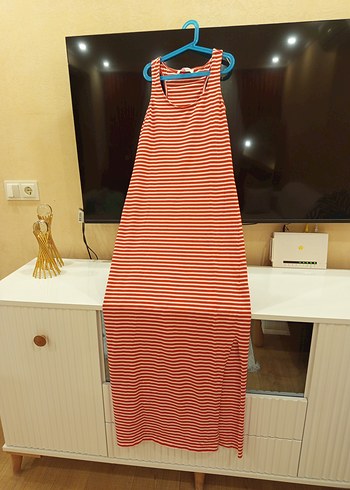 Kırmızı Çizgili Askılı elbise - Görsel 5