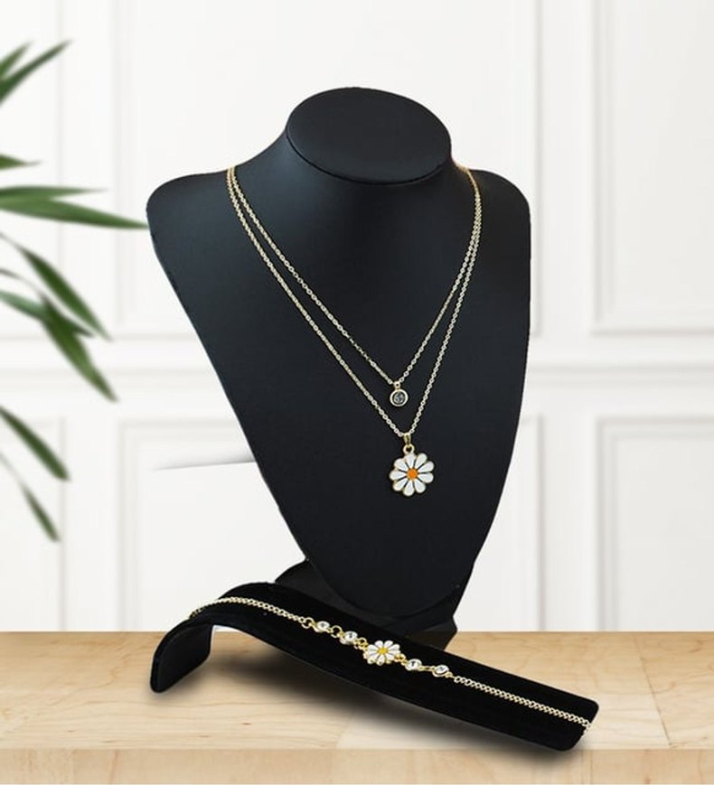 Altın Renkli Ayıcıklı Takı Seti - Görsel 2