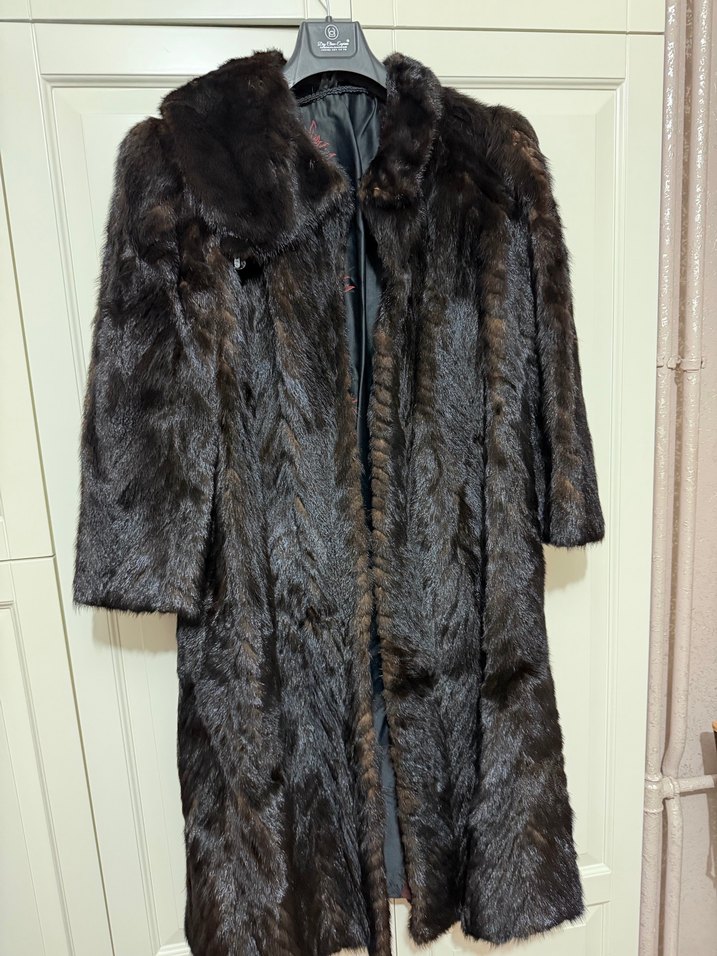 Kahverengi Uzun Kadın Suni Kürk Kaban - Görsel 2