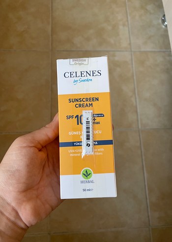 Beden Renk Celenes SPF 100+ Güneş Koruyucu Krem 50 ml