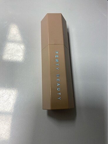 Fenty Beeauty Allık mükemmel ürün summer aydınlatıcı
