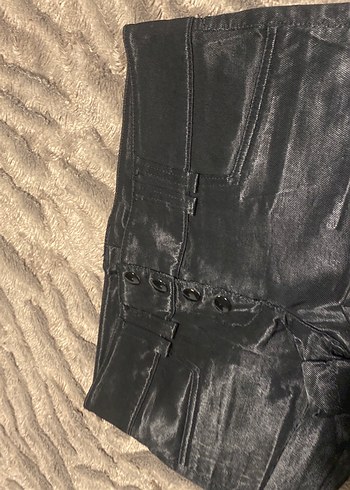 Düğmeli Siyah Deri saten özel mini şort Yeni - Görsel 13