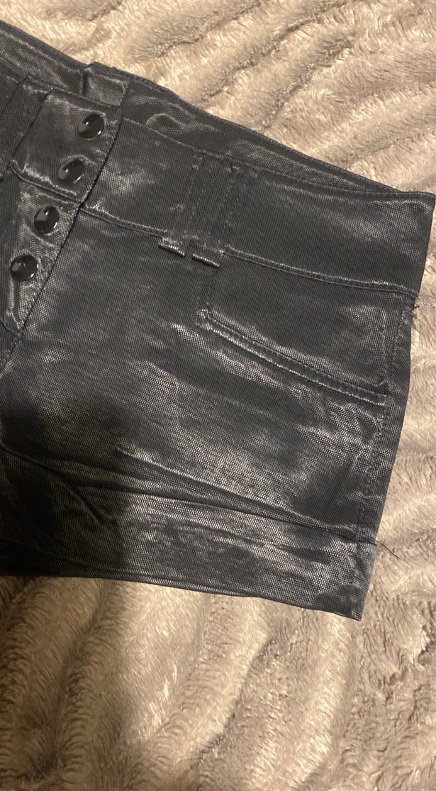 Düğmeli Siyah Deri saten özel mini şort Yeni - Görsel 4