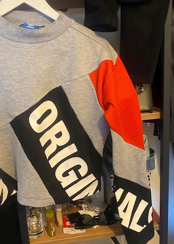 Adidas özel Seri GriBaskılı Kadın Sweatshirt Velcro Detayl sıfır - Görsel 9