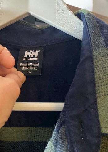 Düğmeli Yeşil erkek/ kadın yün gömlek - Görsel 3