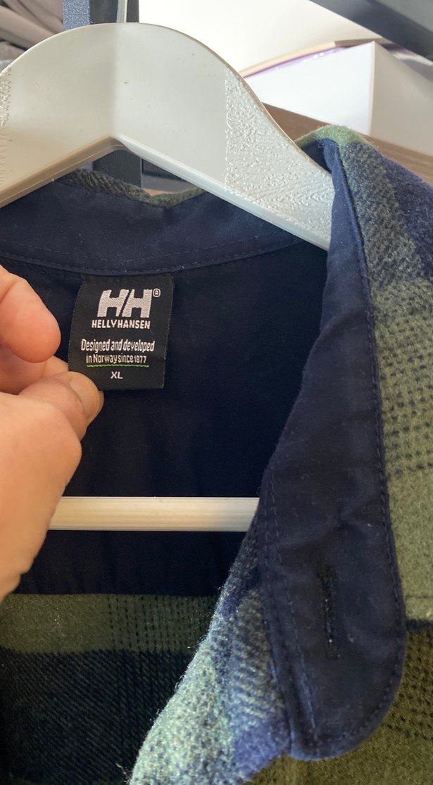 Düğmeli Yeşil erkek/ kadın yün gömlek - Görsel 3