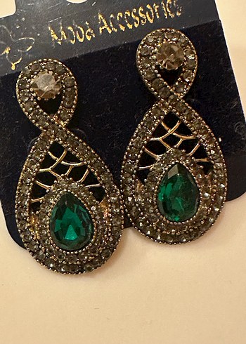 Yeşil Taşlı Uzun Küpe - Görsel 2