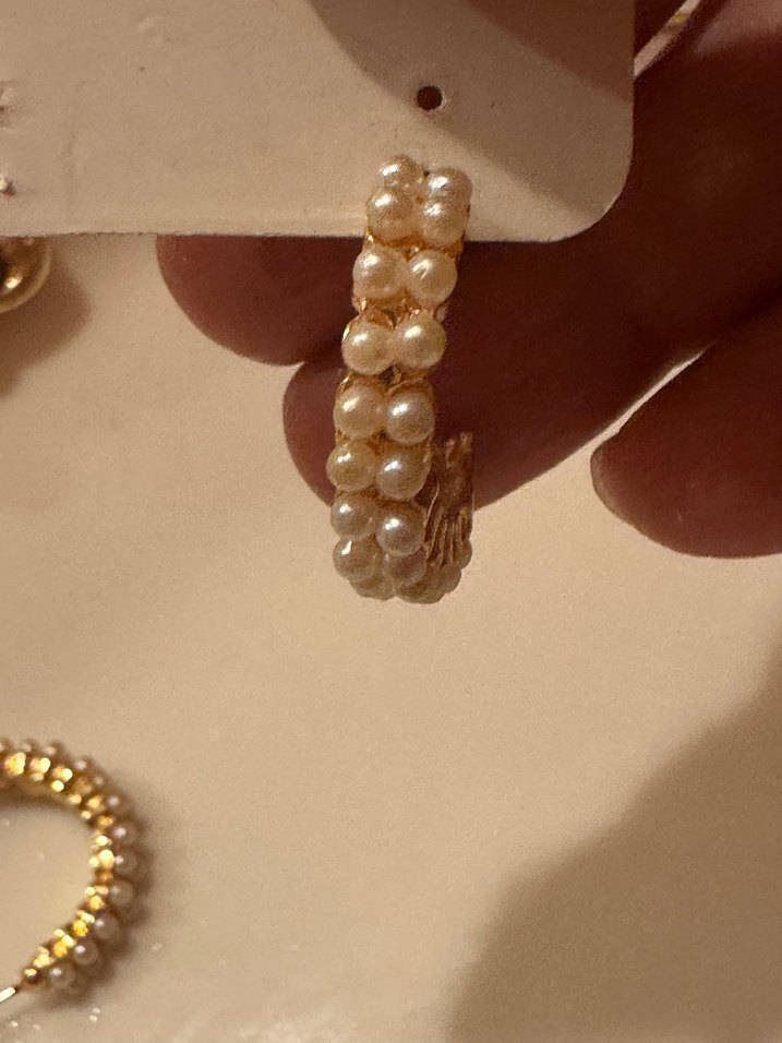 Mini Altın Renk Boncuklu Küpe - Görsel 3