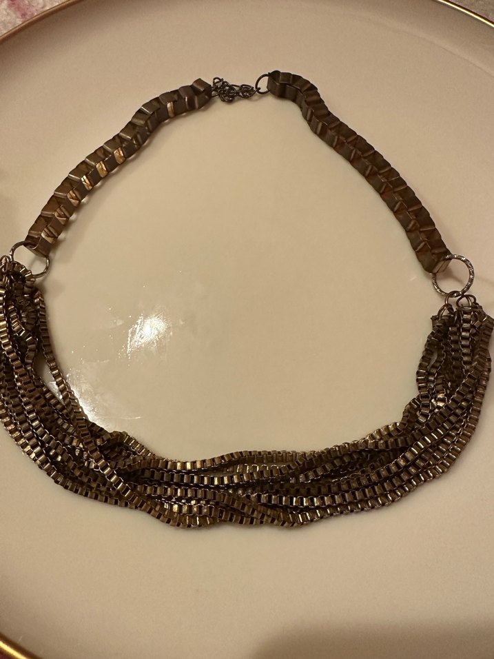 Uzun Zincir Detaylı Altın Kadın Kolye - Görsel 3