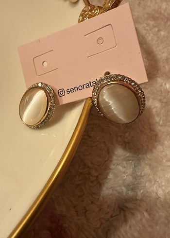 Bej Mini Payetli Vintage Küpe - Görsel 2