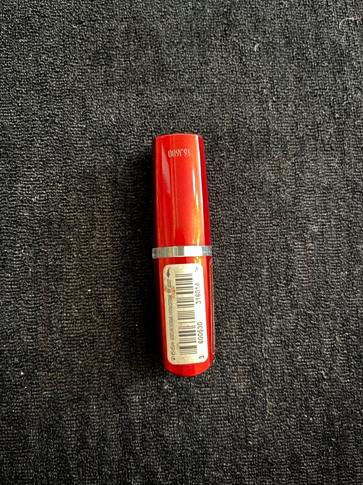 Parlak Kırmızı Ruj - Görsel 2