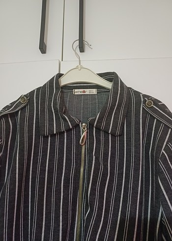 Ambar Çizgili Gri Kadın Ceket - Görsel 2