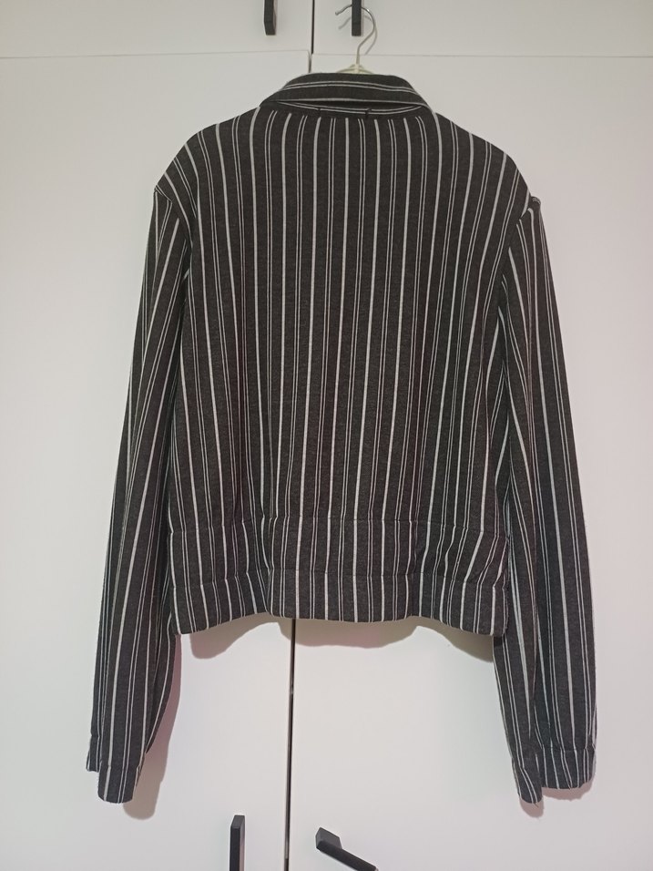 Ambar Çizgili Gri Kadın Ceket - Görsel 4