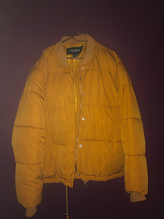 pull and bear mont