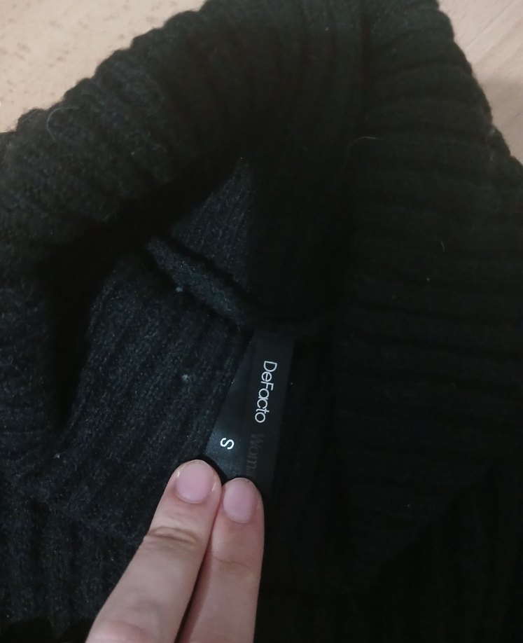 Gri Boğazlı Örgü Yün Kadın Kazak - Görsel 2