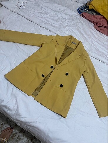 Sarı renk blazer
