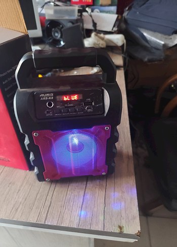 Siyah Taşınabilir Bluetooth Hoparlör - Görsel 2