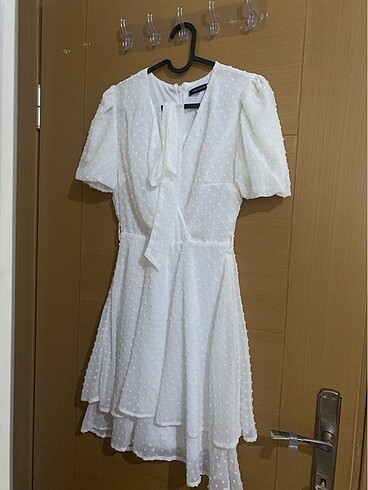 Trendyol beyaz elbise