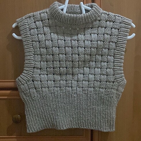 Crop süveter