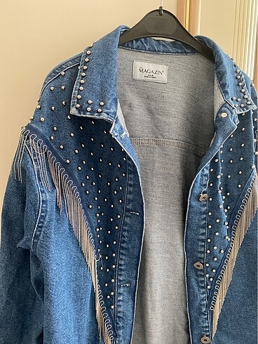 Bershka Taşlı kot ceket