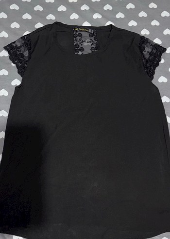 Kadın Siyah Dantel Detaylı V Yaka Bluz - Görsel 2