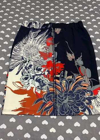 Çiçek Desenli Etek - Görsel 4