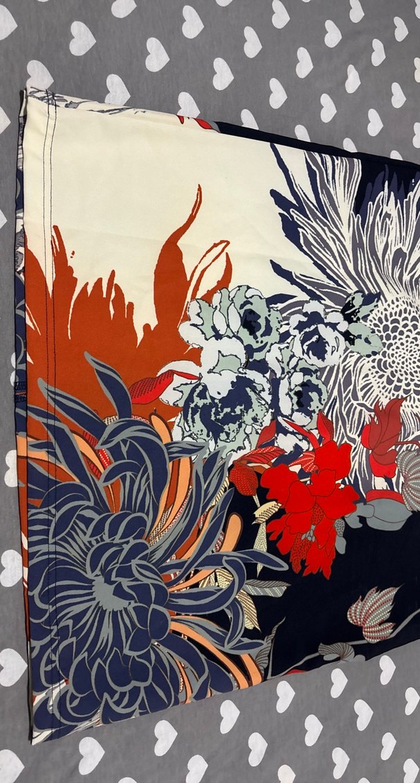 Çiçek Desenli Etek - Görsel 3