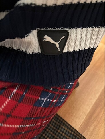 m Beden beyaz Renk Puma hırka
