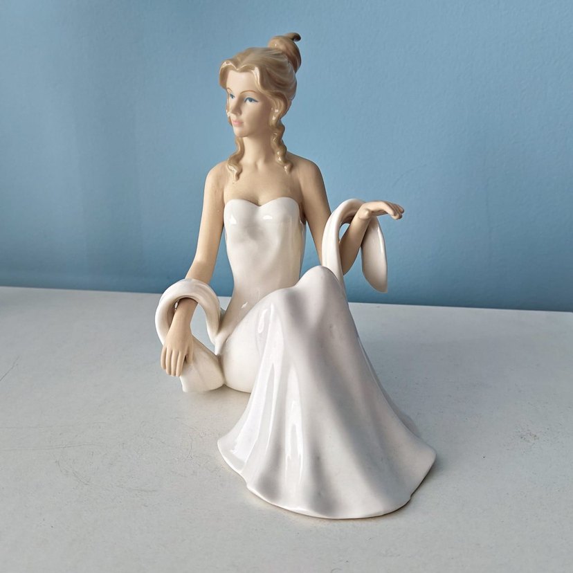 Leonardo Collection Vintage Kadın Biblo - Görsel 3