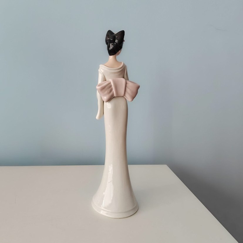 Leonardo Collection vintage geyşa biblo - Görsel 3