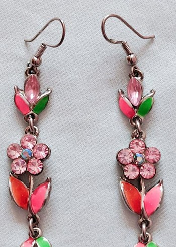 Mineli çiçek tasarımlı otantik şık küpeler - Görsel 3