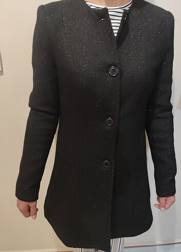 36 Beden siyah Renk Astarlı ceket