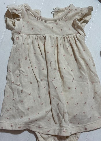 Carters Kız Bebek Bej Kısa Kollu Fırfırlı Elbise