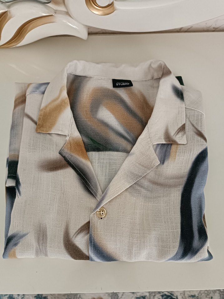 Bej Batik Desenli Kısa Kollu Keten Gömlek - Görsel 3