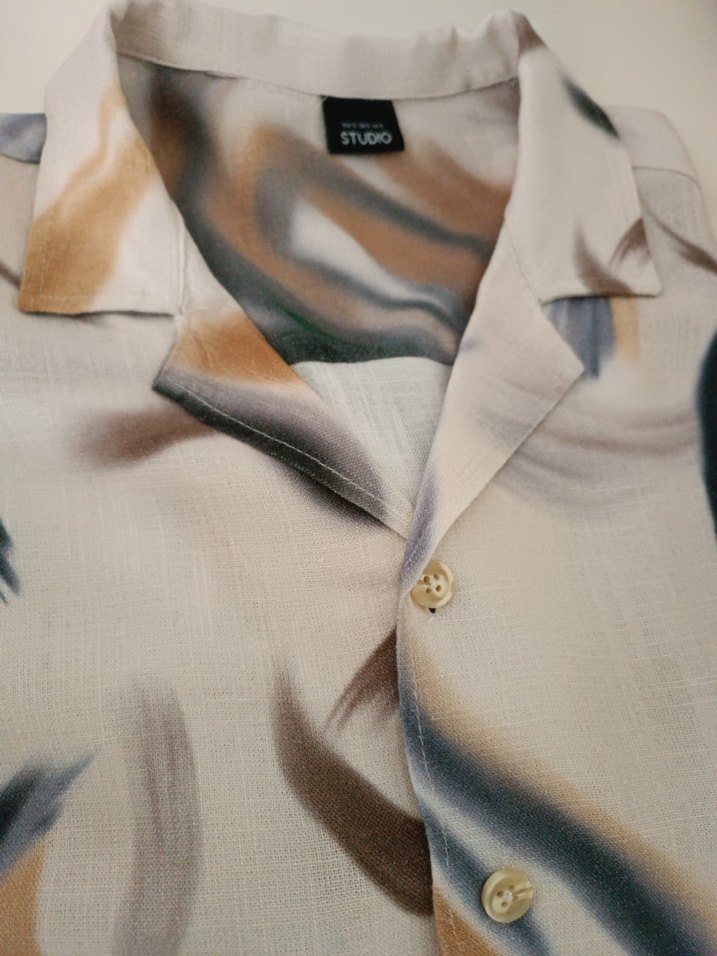 Bej Batik Desenli Kısa Kollu Keten Gömlek - Görsel 2