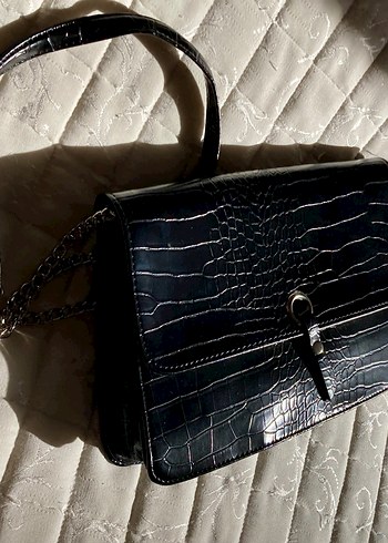 Siyah Krokodil Tokalı Kadın Çanta - Görsel 3