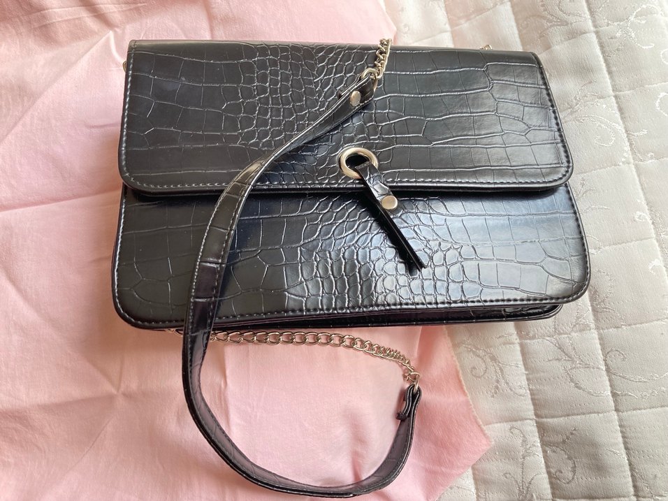 Siyah Krokodil Tokalı Kadın Çanta - Görsel 2