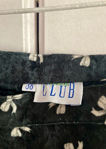 Kadın Siyah Uzun İpek Kadife Etek
Bel kemer dahil 90cm - Görsel 6