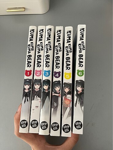 İlk 3 kitabını okudum sadece arkada etiket izi var kolonyayla çı